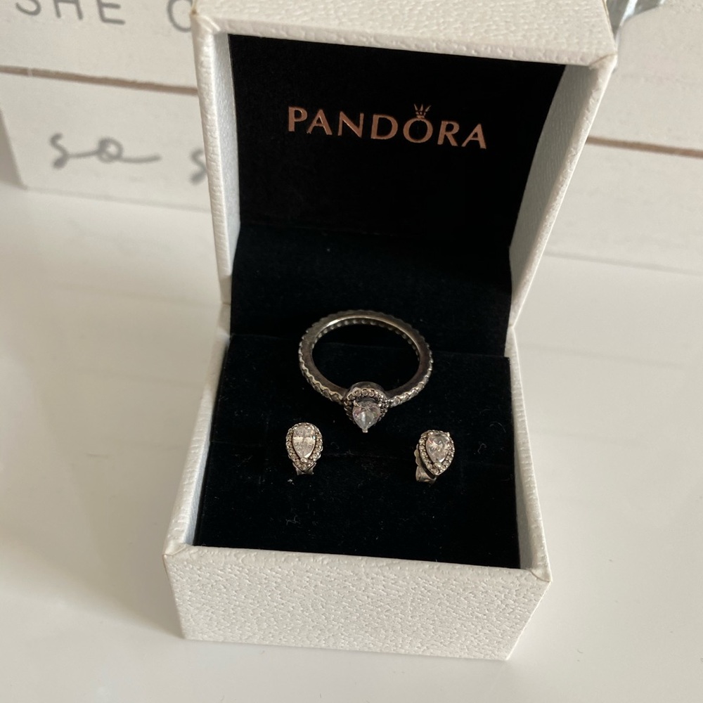 Pandora Teardrop Set